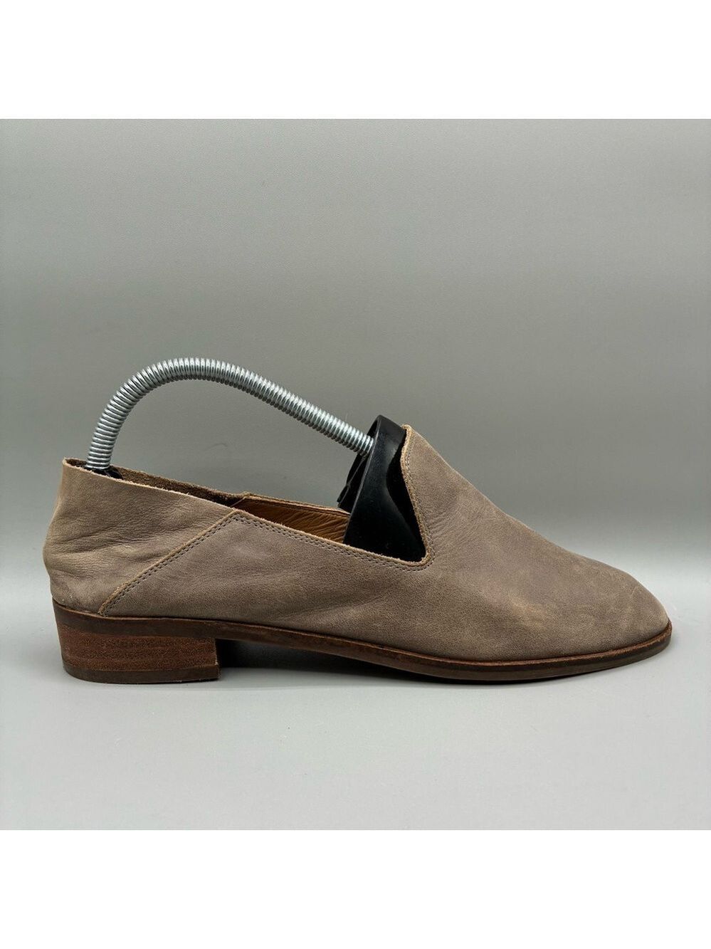 Lucky Brand Cahill Loafer Women’s 8.5 M Taupe Slip On Flats